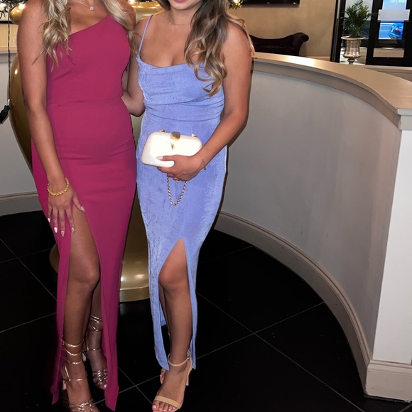 Hello Molly MIDI DRESS SKY BLUE - Picture 1 of 7